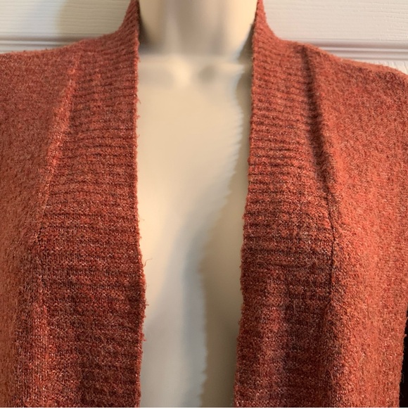 Long cardigan sweater - Picture 4 of 8